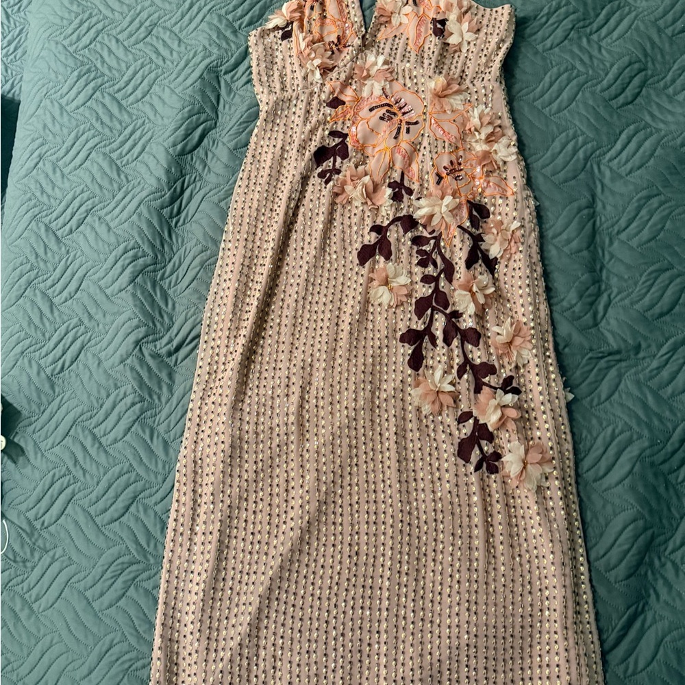 Karen Millen Pink Floral Embellished Dress - Picture 6 of 15